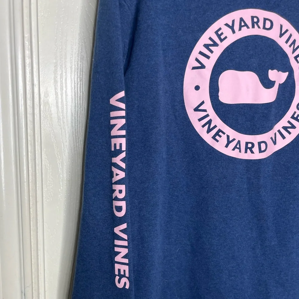 Vineyard Vines Blue 1/4 Snap Pullover with Pink Logo Size XL - Picture 6 of 6